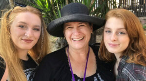Mom and Daughters